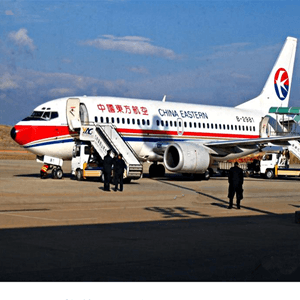 济南遥墙航空货运航空快运业稳步发展的原因是什么？